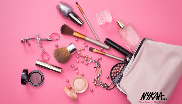Nykaa makeup kits discount