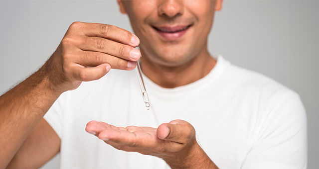 The Real-Life Skin Filter: 8 Benefits Of Retinol Serum