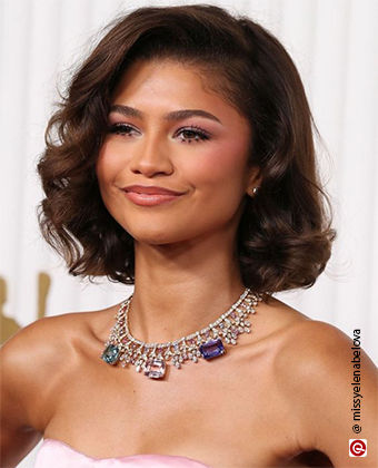 Zendaya in a shaggy bob
            