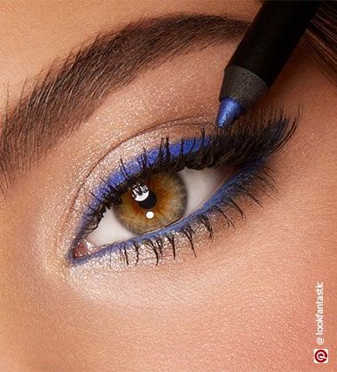 how to apply eyeliner correctly - glitter or coloured eyeliner
