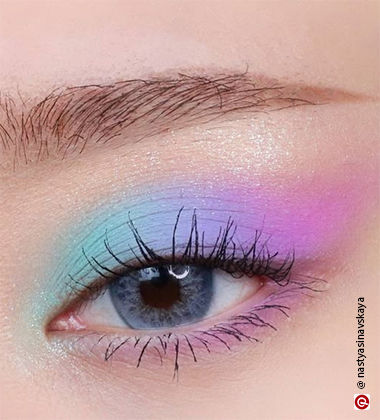 different types of eye make up - unicorn pastel eyeshadow