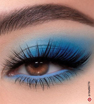 eye shadow looks - blue eye makeup