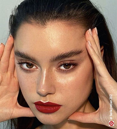  woman wearing red lipstick
