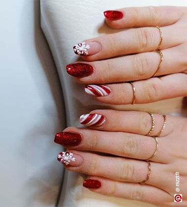 Accent Christmas Nails