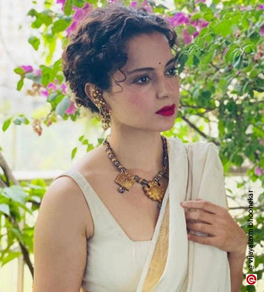  Onam makeup looks fiery red
