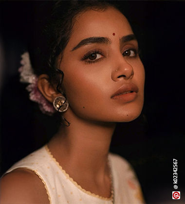 soft glam onam looks